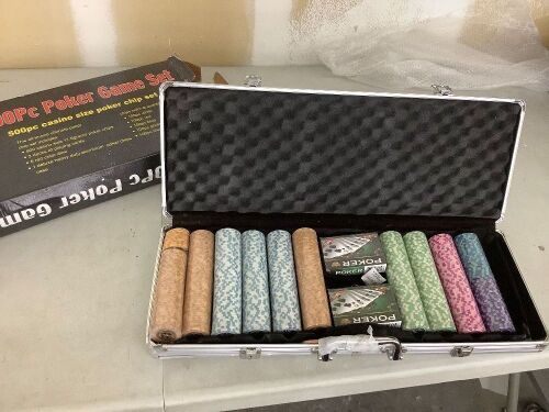 500pc Poker Game Set - Case is Damaged  - Lot 487