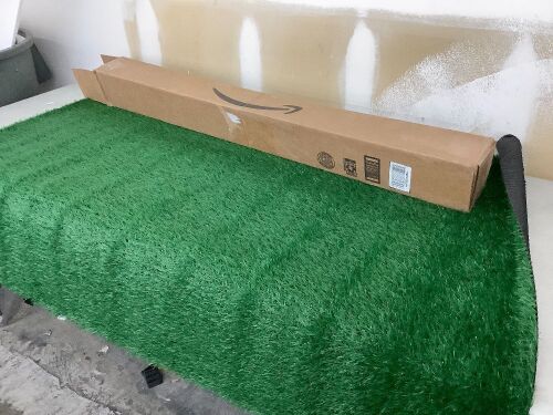 Artificial Grass Rug, 59.5" x 45"  - Lot 548