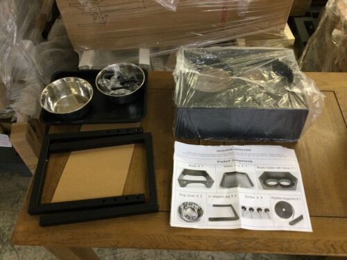Raised Pet Bowls  - Lot 241