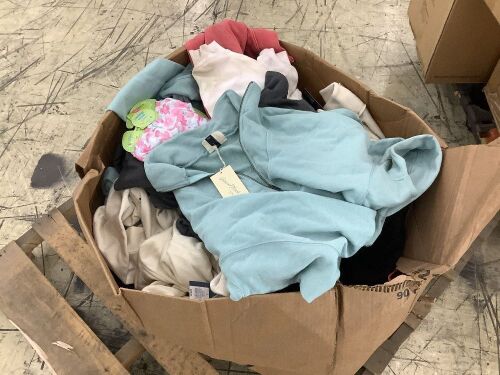 Box of Assorted Womens Clothing - Dirty  - Lot 293