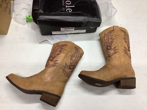 SheSole Cowboy Boots, Size 36  - Lot 279