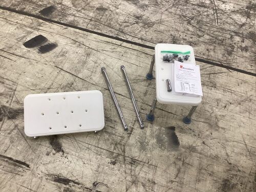 Aliseniors Step Stool with Handle and Non-Skid Platform, Heavy Duty 2 Steps, Holds up to 350 lbs  - Lot 287