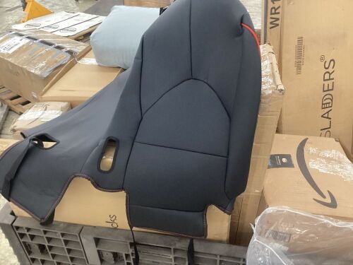 Full Set Car Seat Covers for Toyota Highlander 2020-2023 w/Second Row 40/60 Split, Black/Red  - Lot 217