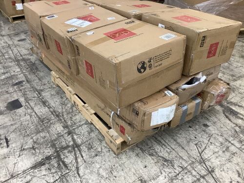 Lot of (6) Cantilever Umbrellas & (6) Bases - Uninspected  - Lot 196