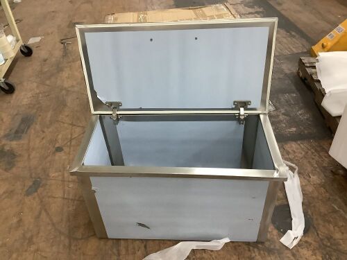 Stainless Steel Ice Bin - Dented, Lid is Crooked - Lot 226