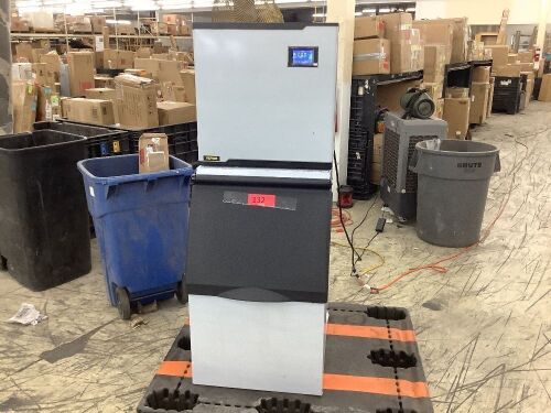 VEVOR Commercial Ice Maker with Storage Bin  - Lot 132