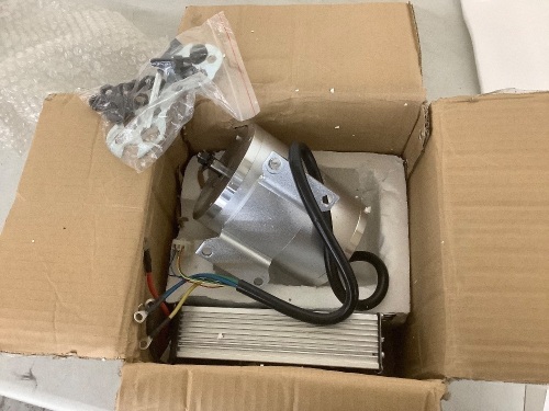 VEVOR Electric Brushless DC Motor, 48V 1800W, 4500RPM Controller - Lot 770