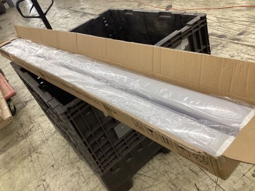 8' LED Vapor Tight Light Fixture 120W 5000K, 2 Pack  - Lot 138