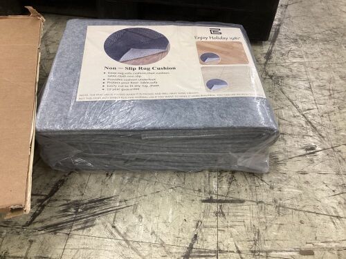 Non-Slip Rug Pad  - Lot 683