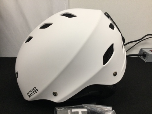 Outdoor Master Helmet(White,Medium) - Lot 323