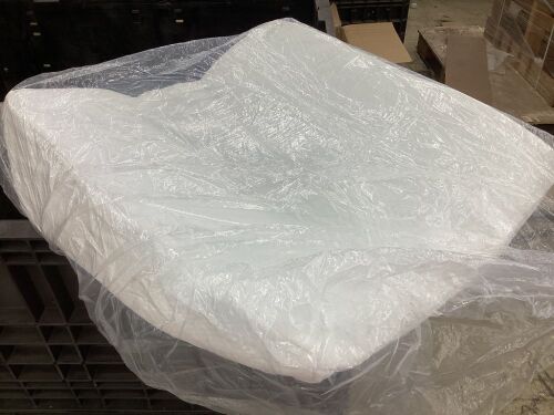 Bed Wedge Pillow  - Lot 592