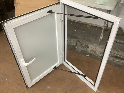VEVOR Concession Window  - Lot 391