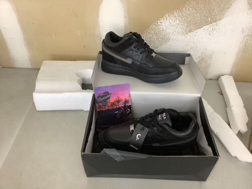 Conzuri Vanta Axels Height Boosting Shoes, Size 40 - Lot 518