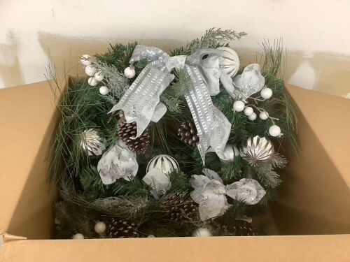 Lot of (2) Holiday Wreaths - Lot 574