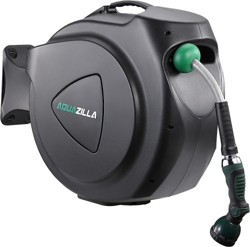 AQUAZILLA Retractable Garden Hose - Lot 8226