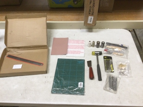 Leather Working Tools and Accessories - Lot 861