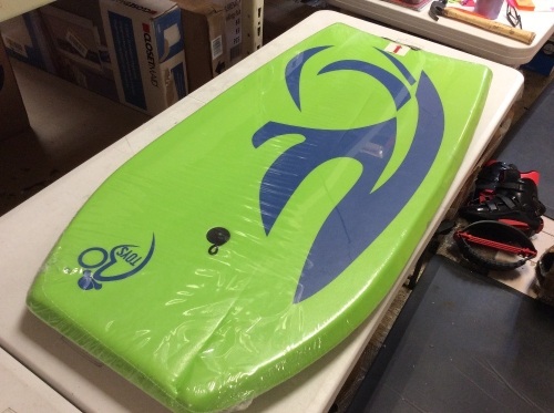 Bo-Toys Lightweight Body Board with EPS Core, 41" - New  - Lot 654