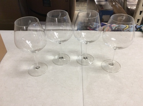 Lot of (4) Wine Glasses  - Lot 893