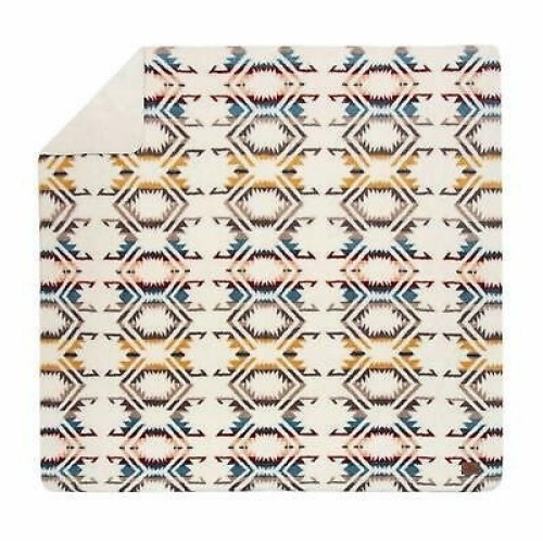 Pendleton Sherpa Fleece Blanket, White Sands Multi, King  - Lot 336