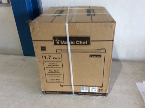Magic Chef 1.7 Cu Ft Compact Refrigerator w/ Freezer  - Lot 254