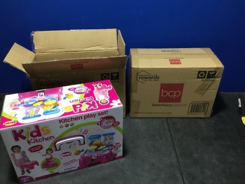 Lot of (2) Kitchen Play Sets - Lot 924