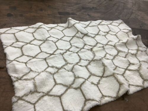 Soft Patterned Rug, 6' x 8'  - Lot 563