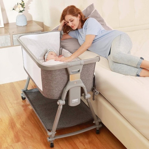 Li'l Pengyu 3 in 1 Foldable Baby Bassinet - Lot 9150