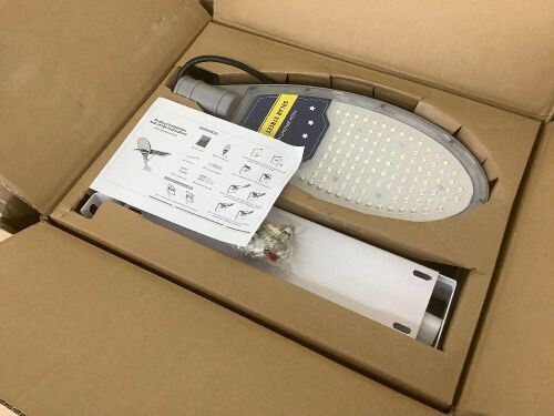 Solar Street Light  - Lot 284