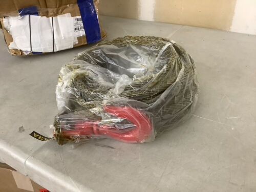 VEVOR Galvanized Steel Winch Cable, 3/8" x 75', 8800 Lbs Breaking Strength, 6x19 Strand Core  - Lot 582