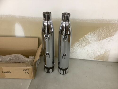 Motorcycle Exhaust Pipes  - Lot 652