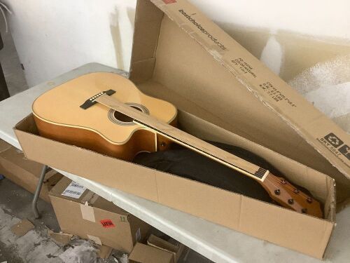 Full Size Beginner Acoustic Guitar Set with Case 41 in - Lot 271