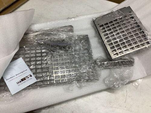 VEVOR Stainless Steel Mesh Chimney Flue Cover for Outside Existing Clay Flue Tile 8" x 17"  - Lot 648