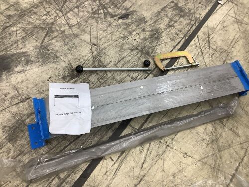 VEVOR 36 In. Manual Sheet Metal Bender Tool 0-90 Degrees Adjustable  - Lot 224