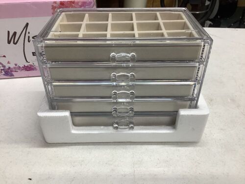 Misaya Jewelry Box  - Lot 464