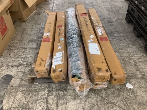 Lot of (6) Outdoor Faux Ivy Privacy Screen Fence - Uninspected  - Lot 400