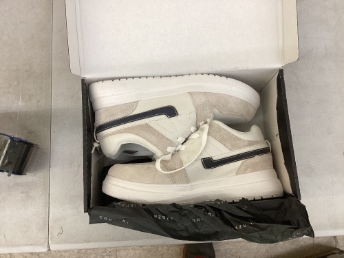 Conzuri Axels Height Boosting Shoes, Size 42 - Lot 239