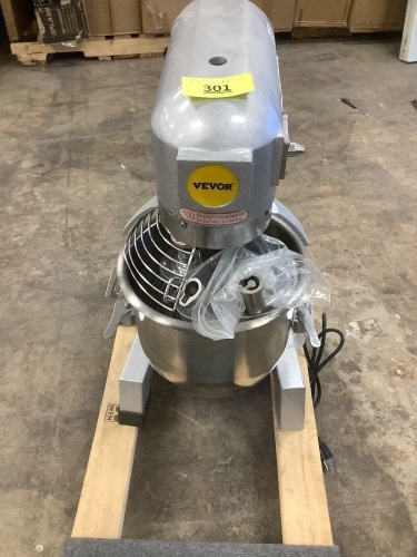 B15B Industrial Food Mixer 110V - Lot 301