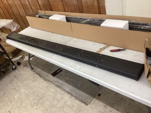 KYX Running Boards  - Lot 404