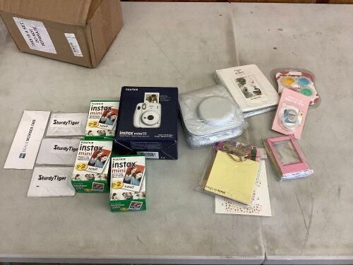 Fujifilm Instax Mini 11 Instant Camera & Accessories  - Lot 74