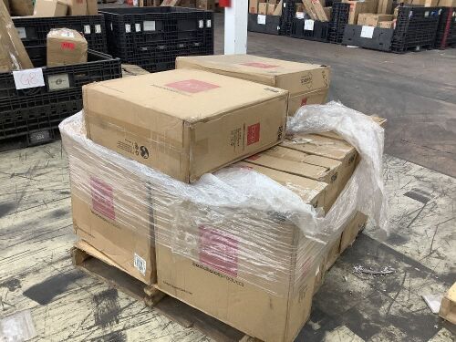 Lot of (12) Patio Umbrella Bases - Uninspected  - Lot 596
