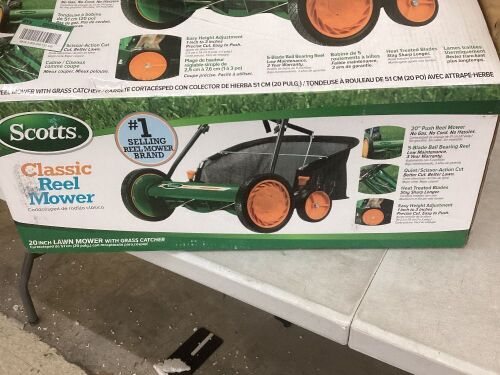 Scotts 20 in. Manual Walk Behind Reel Lawn Mower, Includes Grass Catcher - Lot 431