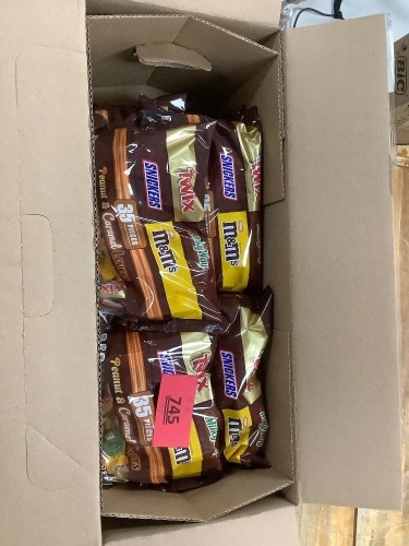 Box of Assorted Halloween Candy - Lot 745