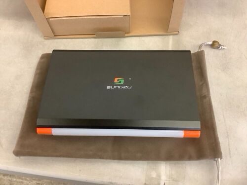 Sungzu 100W Portable Power Bank - Lot 674