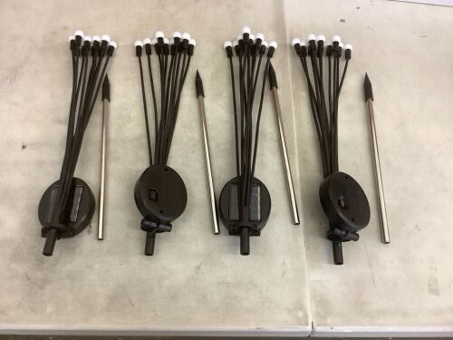 Conglow Solar Garden Lights, 4 Pack  - Lot 702
