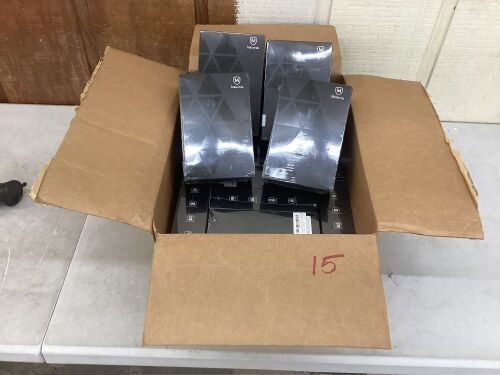 Lot of (15) Car Phone Mounts - Lot 651