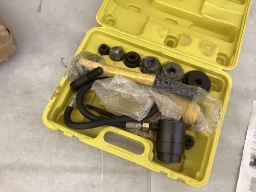 Hydraulic Knockout Tool - Lot 135