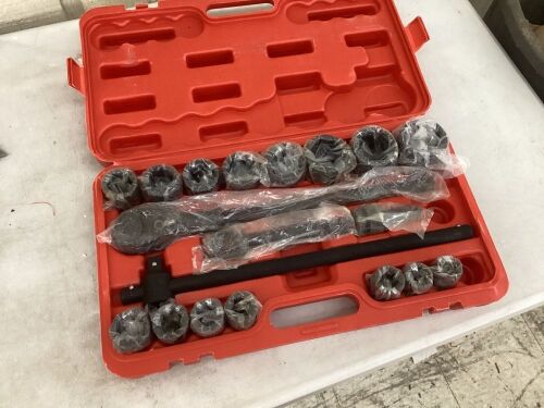 Heavy Duty Standard 1/2" Drive Socket Set, Missing 2 Pieces - Lot 176