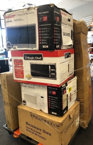 Salvage Pallet, Items Will Be Broken, Damaged or Missing Pieces, Sold as is - Lot 12