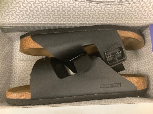 Womens Birkenstocks, Size 10, Appears New - Lot 121