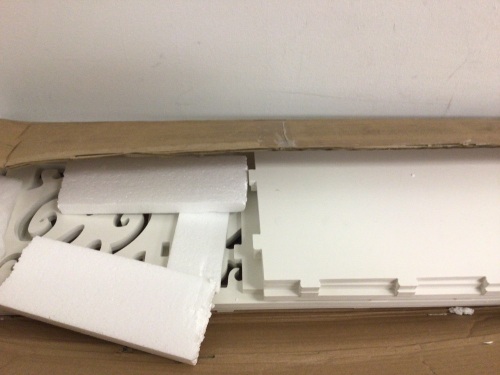 Small White Shelf, No Info, Appears new, Sold as is - Lot 368